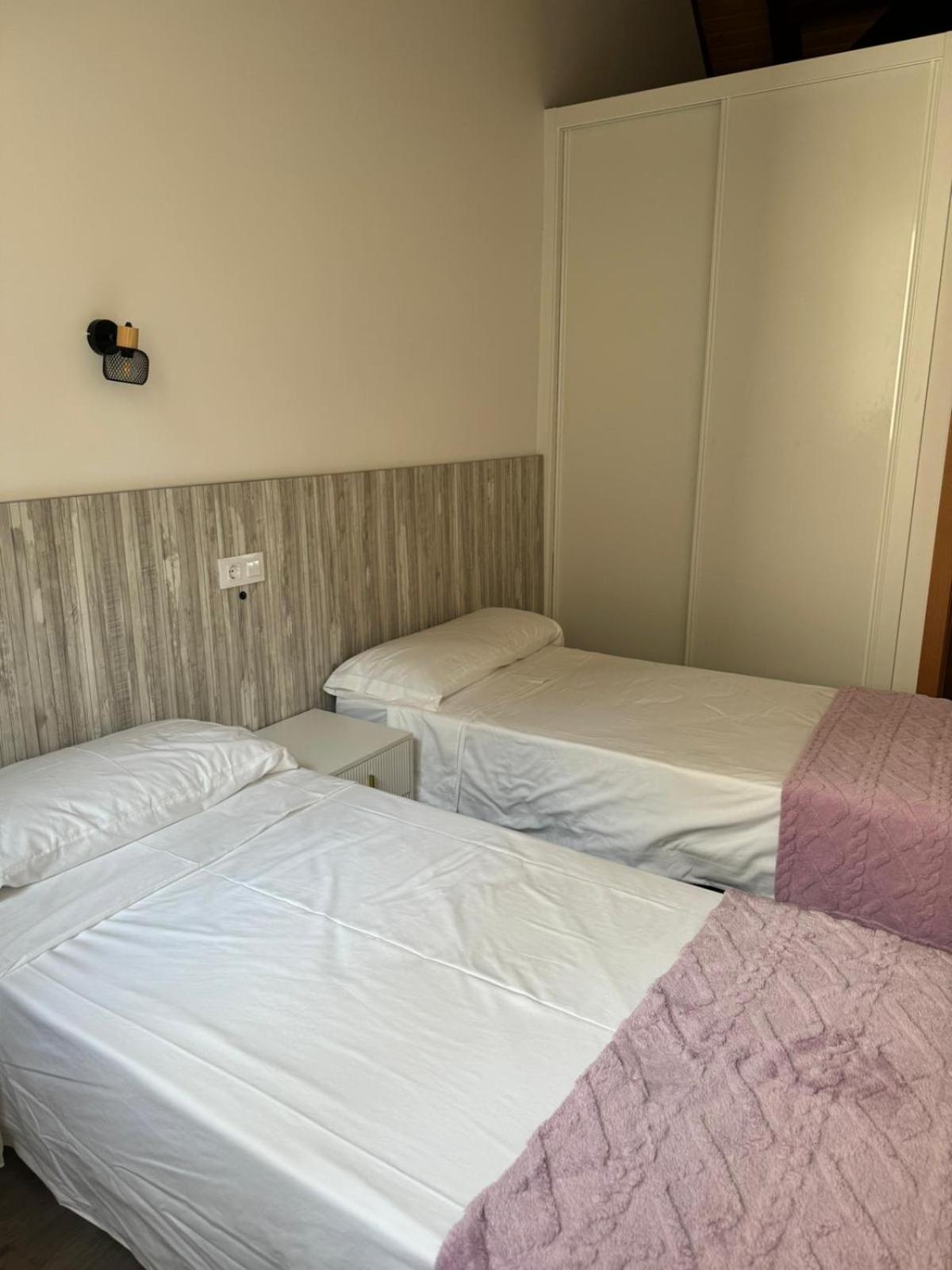 Reginita Apartamentos Arbo Eksteriør billede